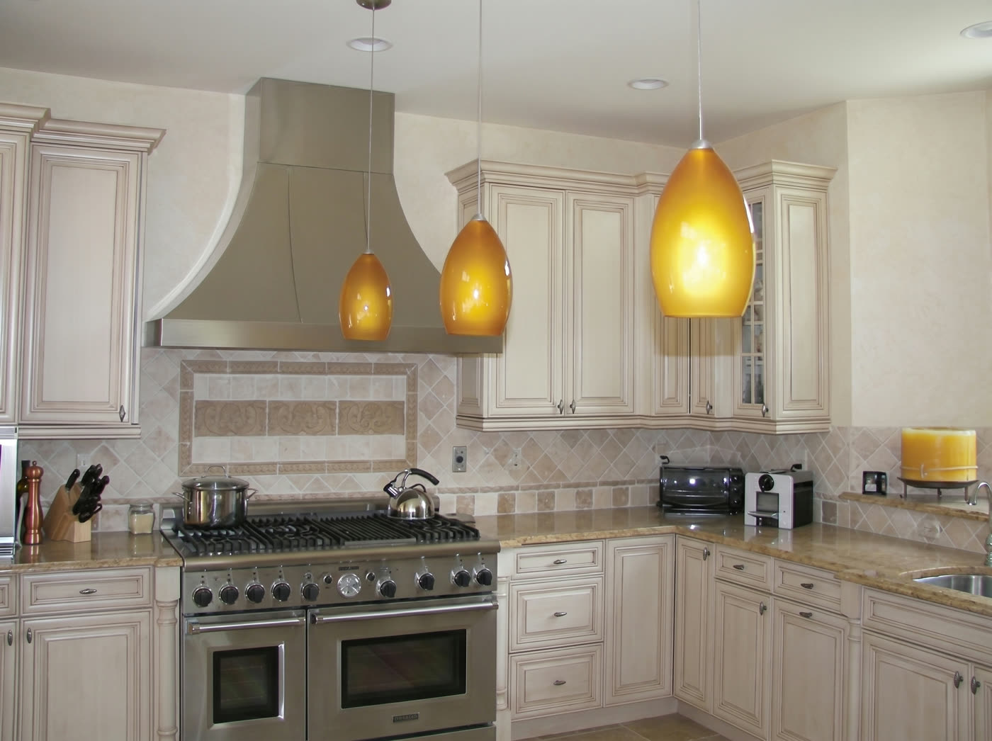Naples kitchen remodel by Dan House Electric with dedicated circuits, under-cabinet and recessed lighting